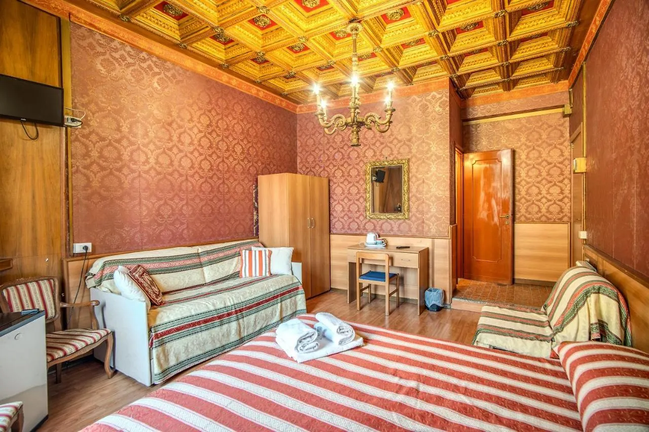 Hotel Artromano 2*, Rome