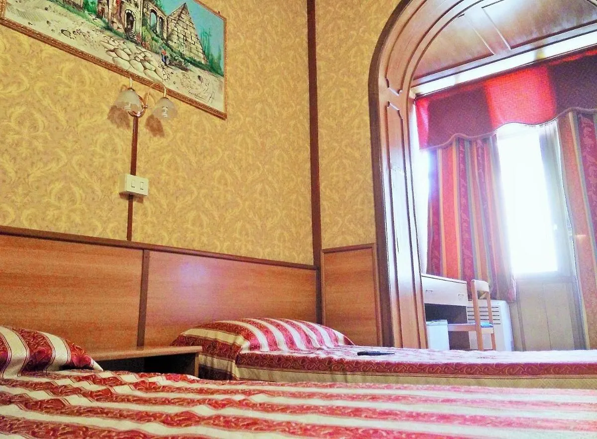 Hotel Artromano  Rzym
