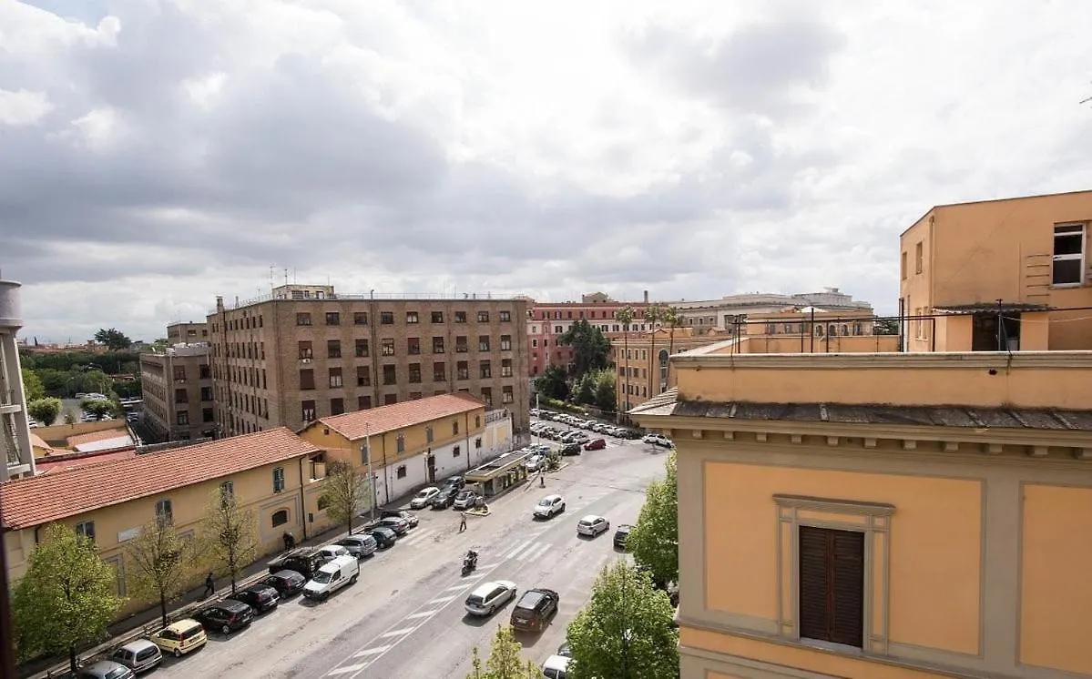 Hotel Artromano 2*, Rzym